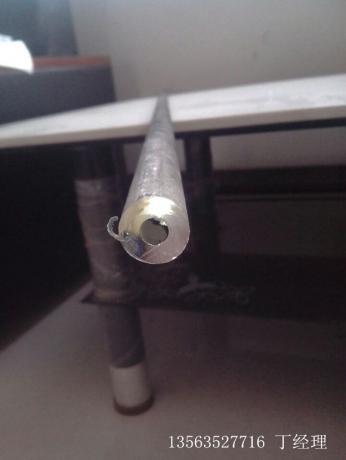 點擊查看原圖 90ca8287e950352a2b4918f65a43fbf2b3118bda.jpg